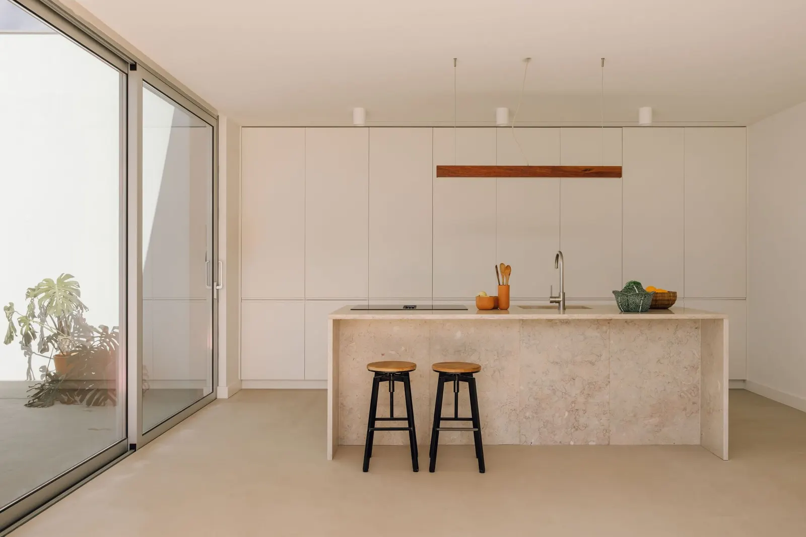 HD House / Desvão Atelier