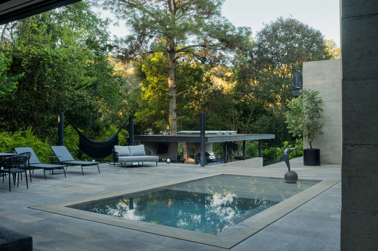 Casa Limoneros / Quaterna Arquitectos