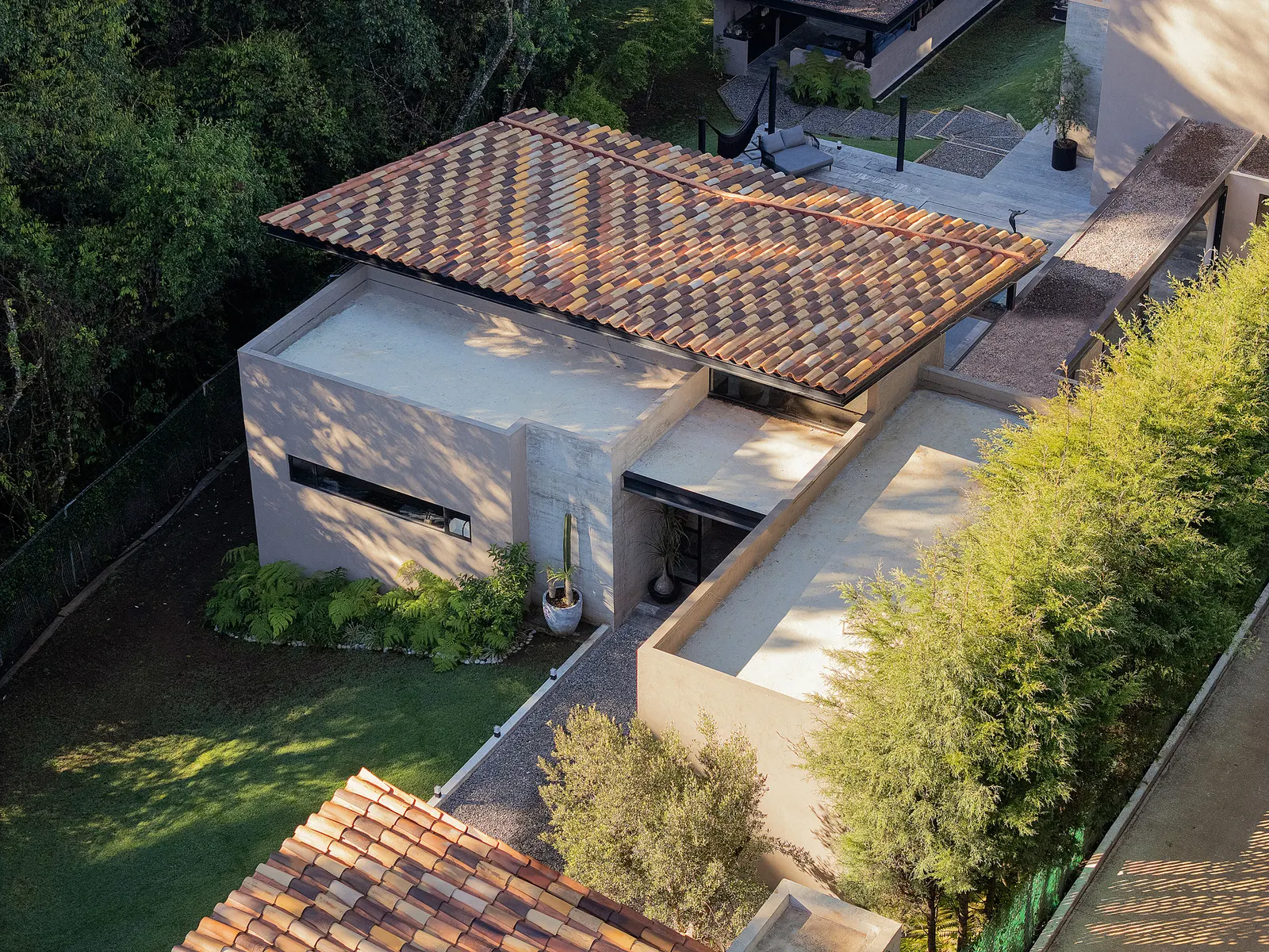 Casa Limoneros / Quaterna Arquitectos
