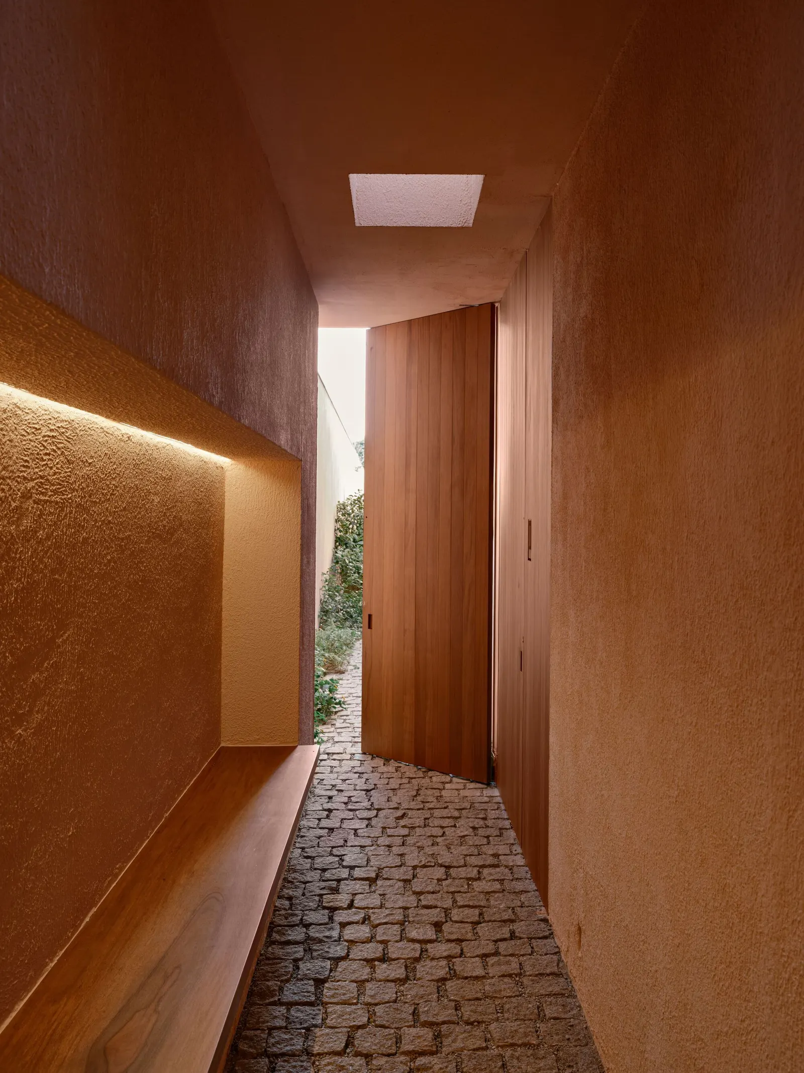 Praça House / Felipe Hess Arquitetos