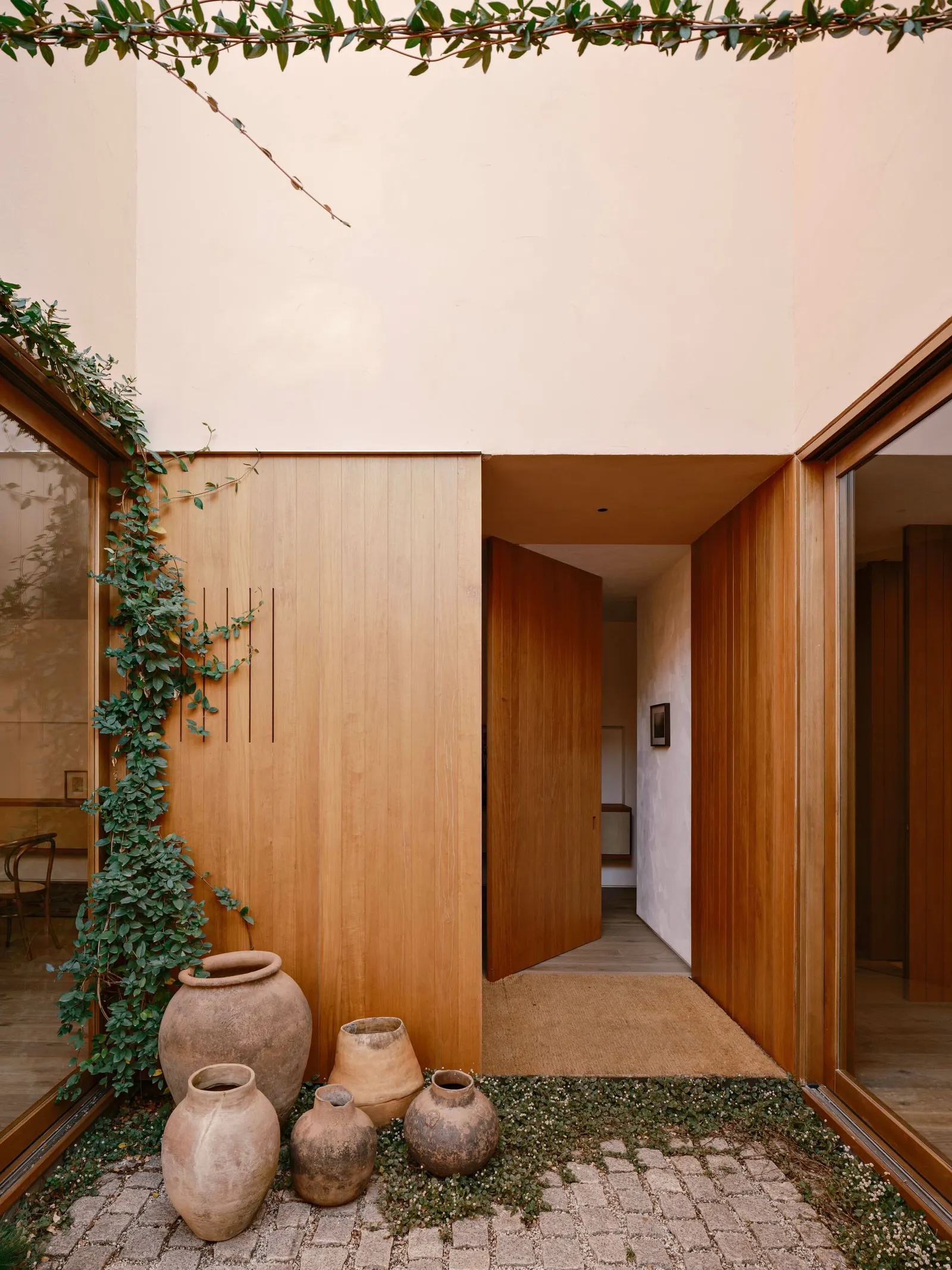 Praça House / Felipe Hess Arquitetos
