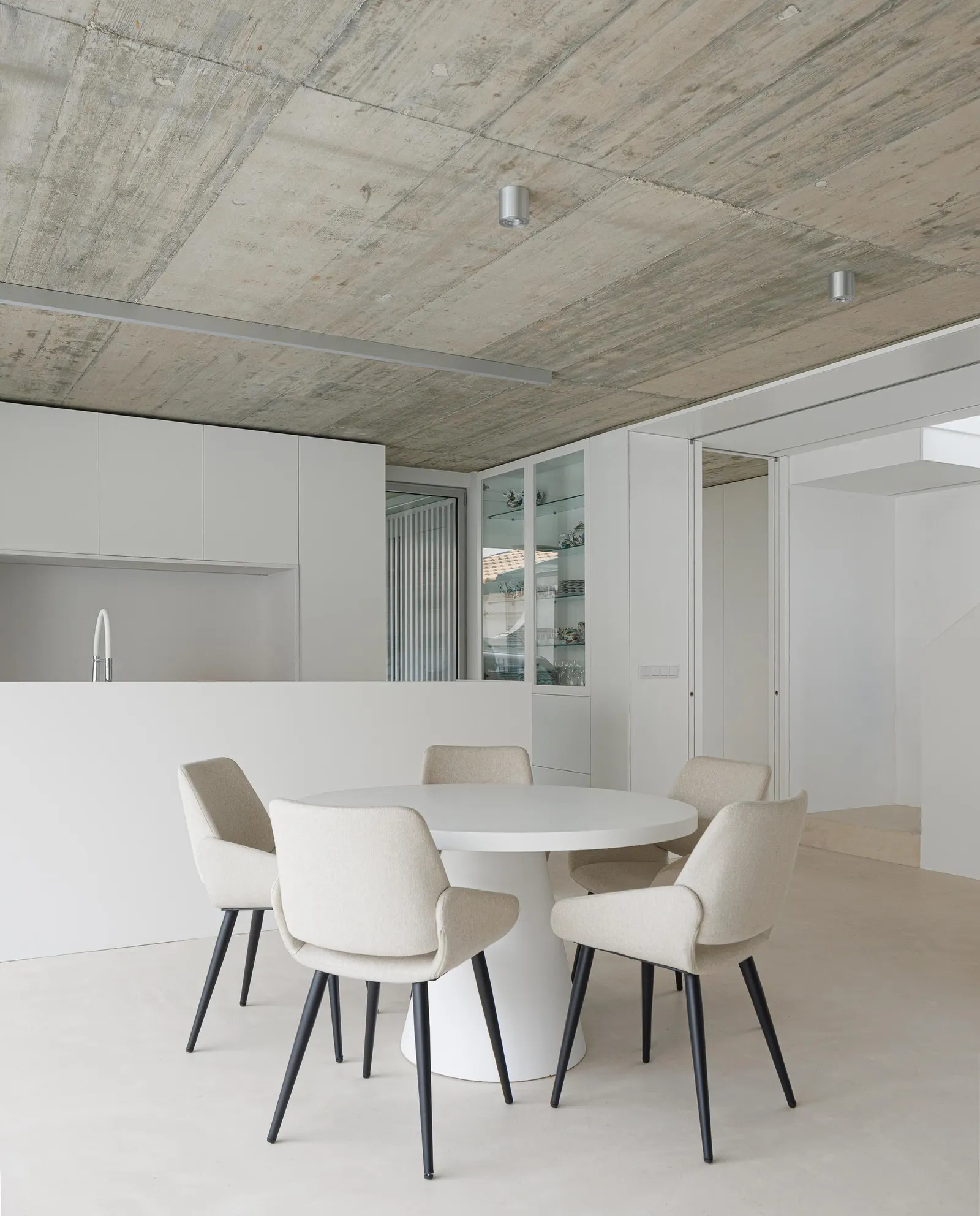 Green House / M2 Senos Arquitectos: дом в Costa Nova do Prado среди «palheiros»