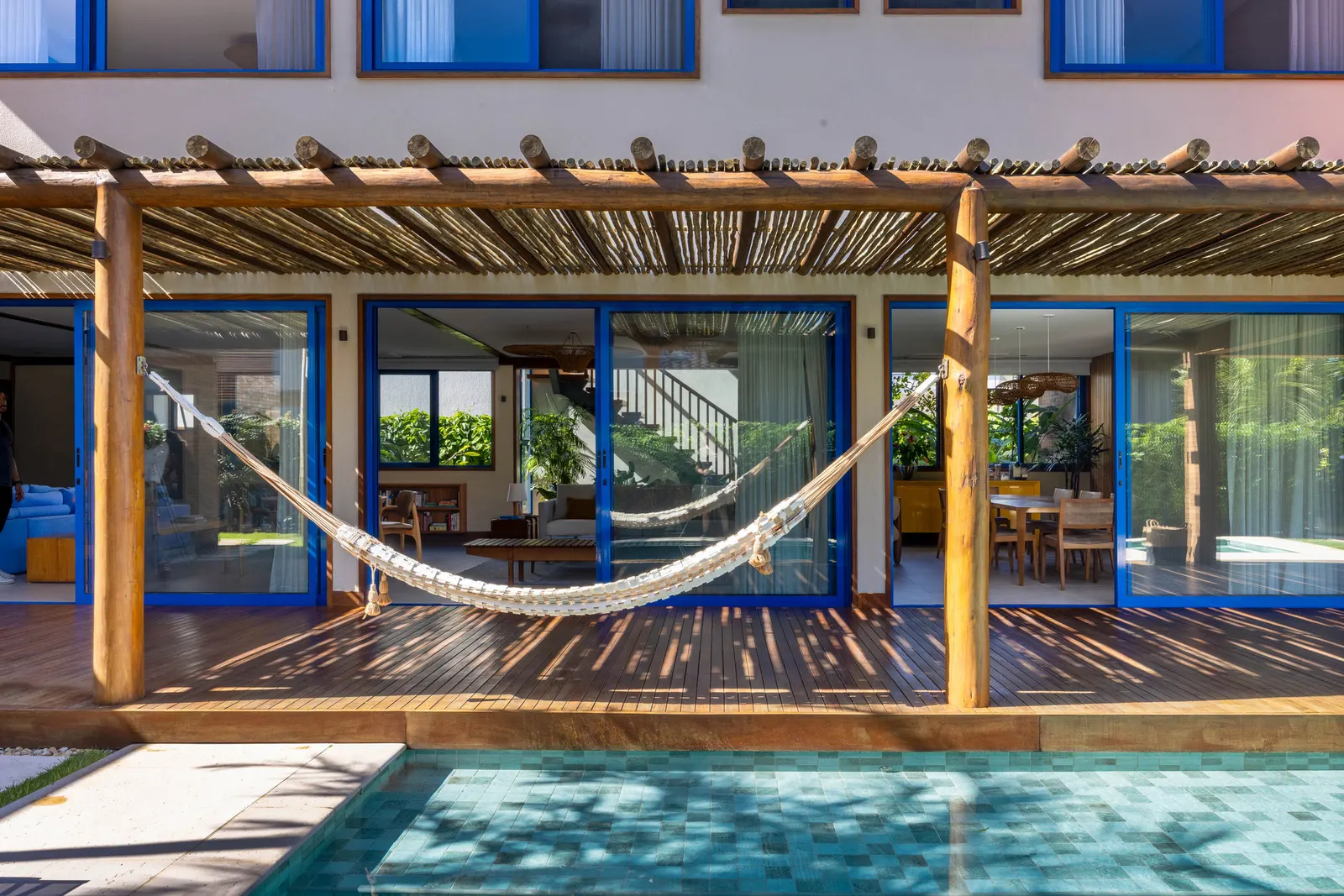 MFA House / Simone Jazbik Arquitetura