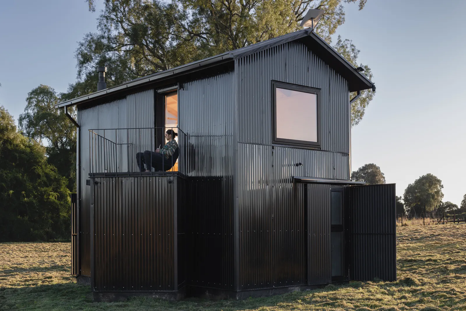 Atalaya House / Refugio Outdoor