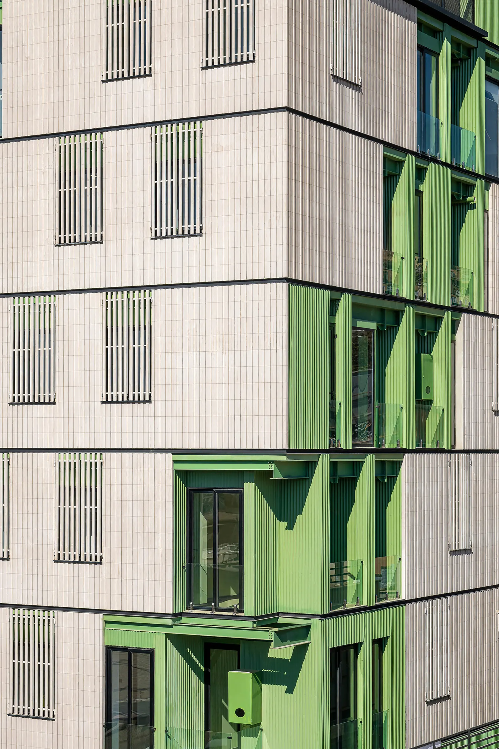 Marivan Medical Building / AsNow Design & Construct