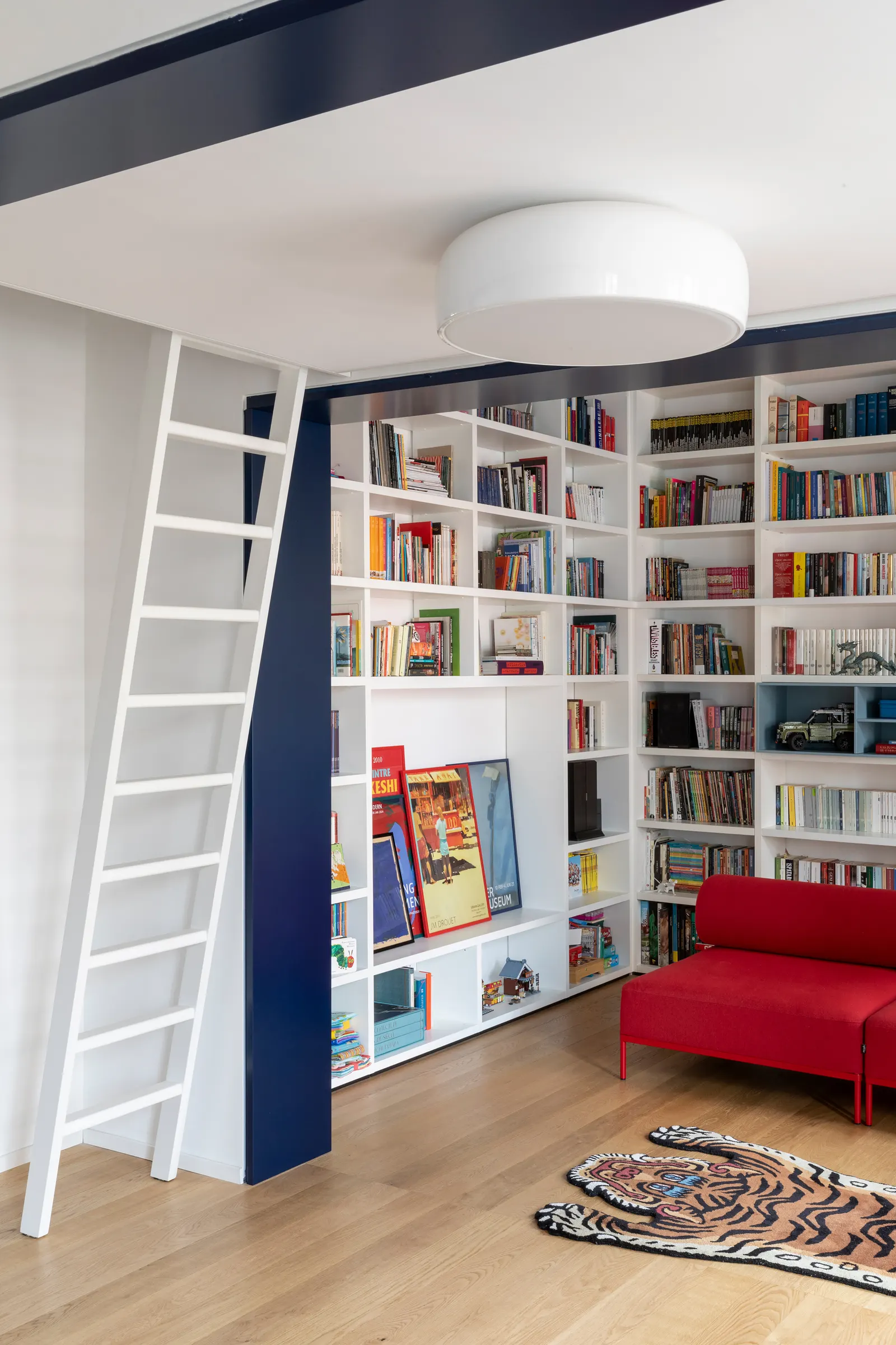 A12 Apartment / DKA — обновление исторической квартиры в Риме