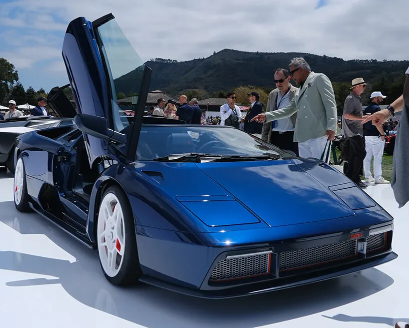 Eccentrica представила V12 Roadster: открытый рестомод на базе Lamborghini Diablo