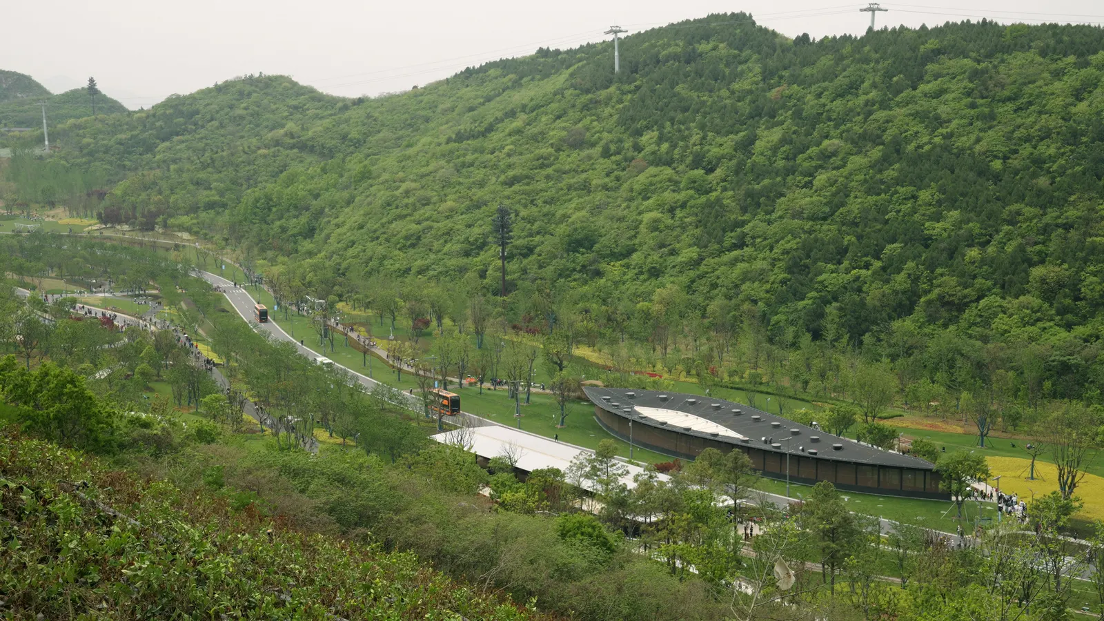 Floral Pavilion / genarchitects