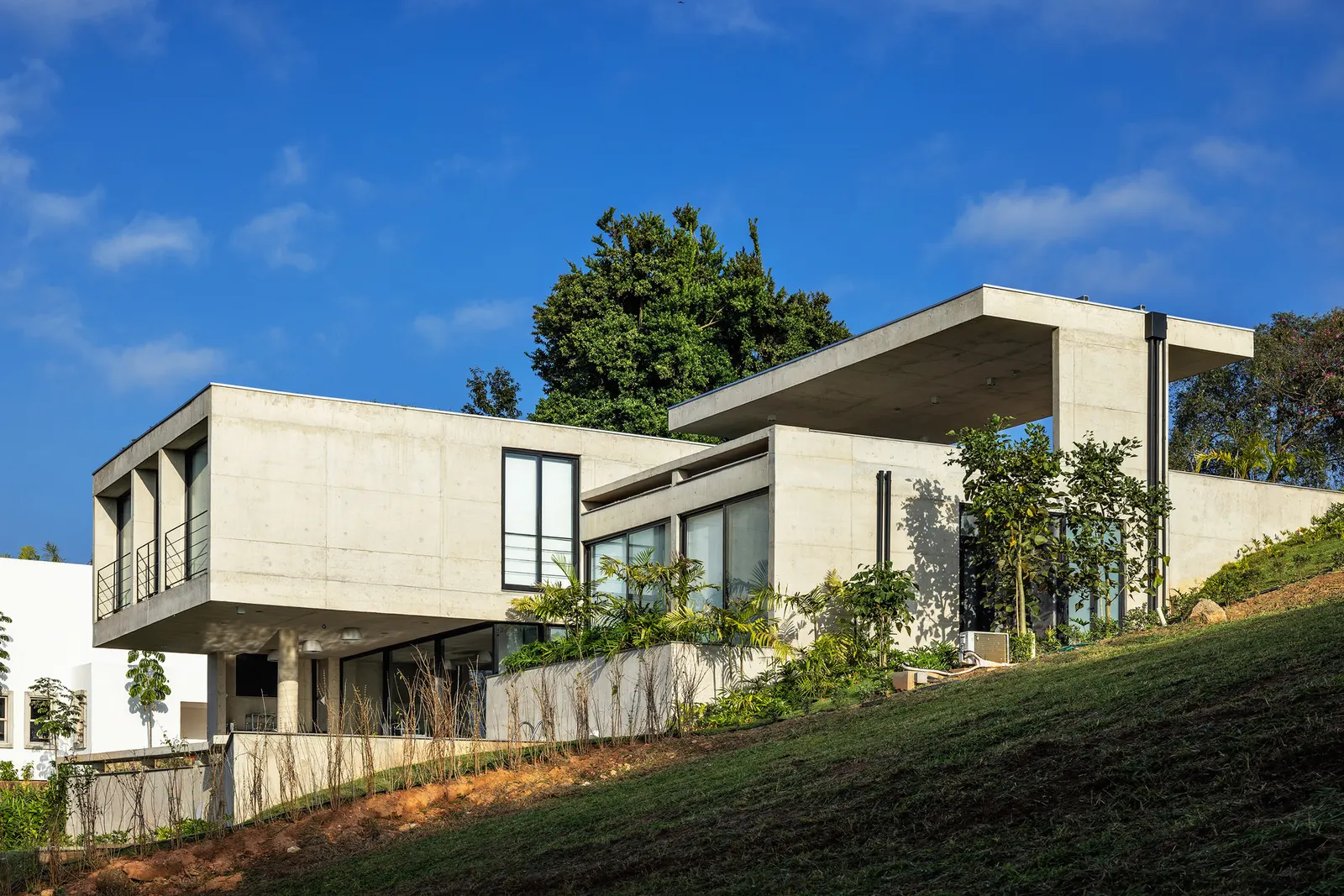 Дом FPW / Obra Arquitetos