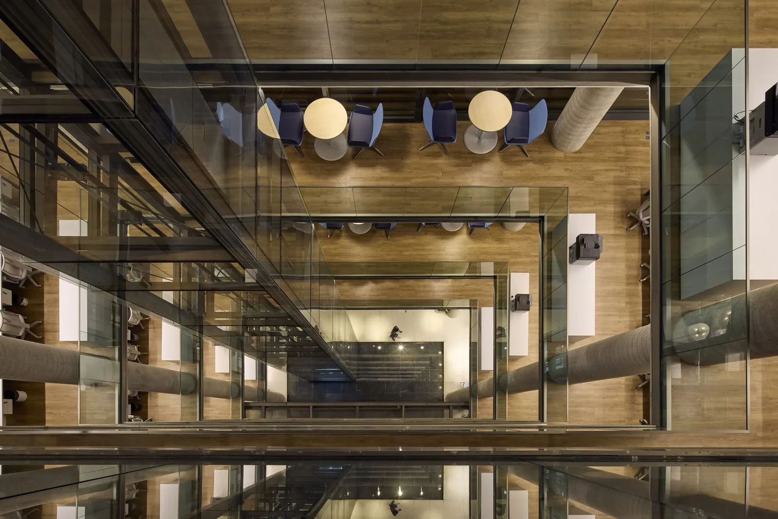 Штаб-квартира Patrimonium в Лагоа-да-Прата / Gustavo Penna Arquiteto e Associados