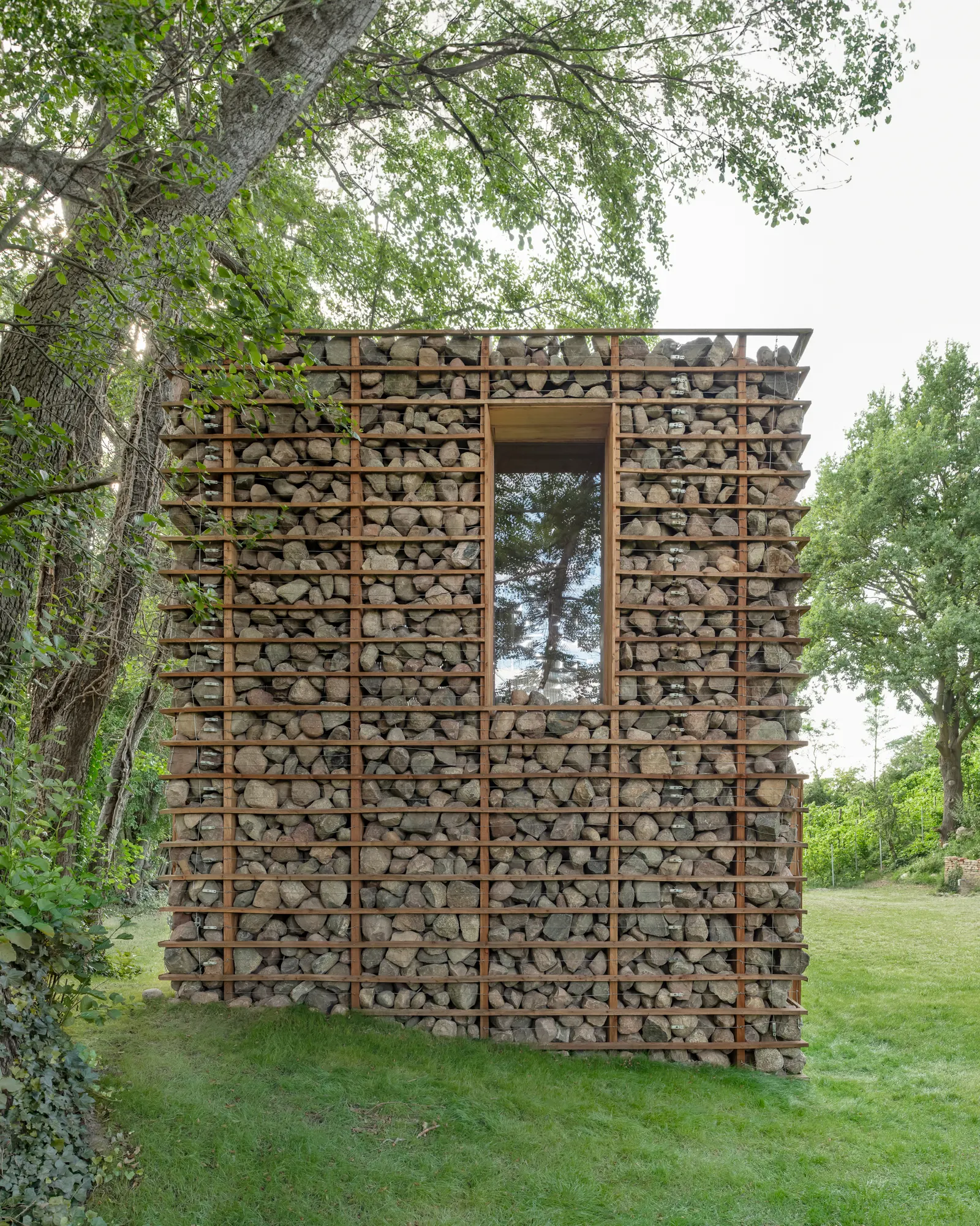 HAIN Vineyard Facilities / undjurekbrüggen + AFEA