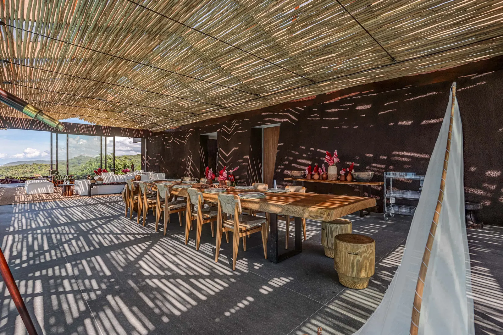 Txai Bungalow / TETRO Arquitetura