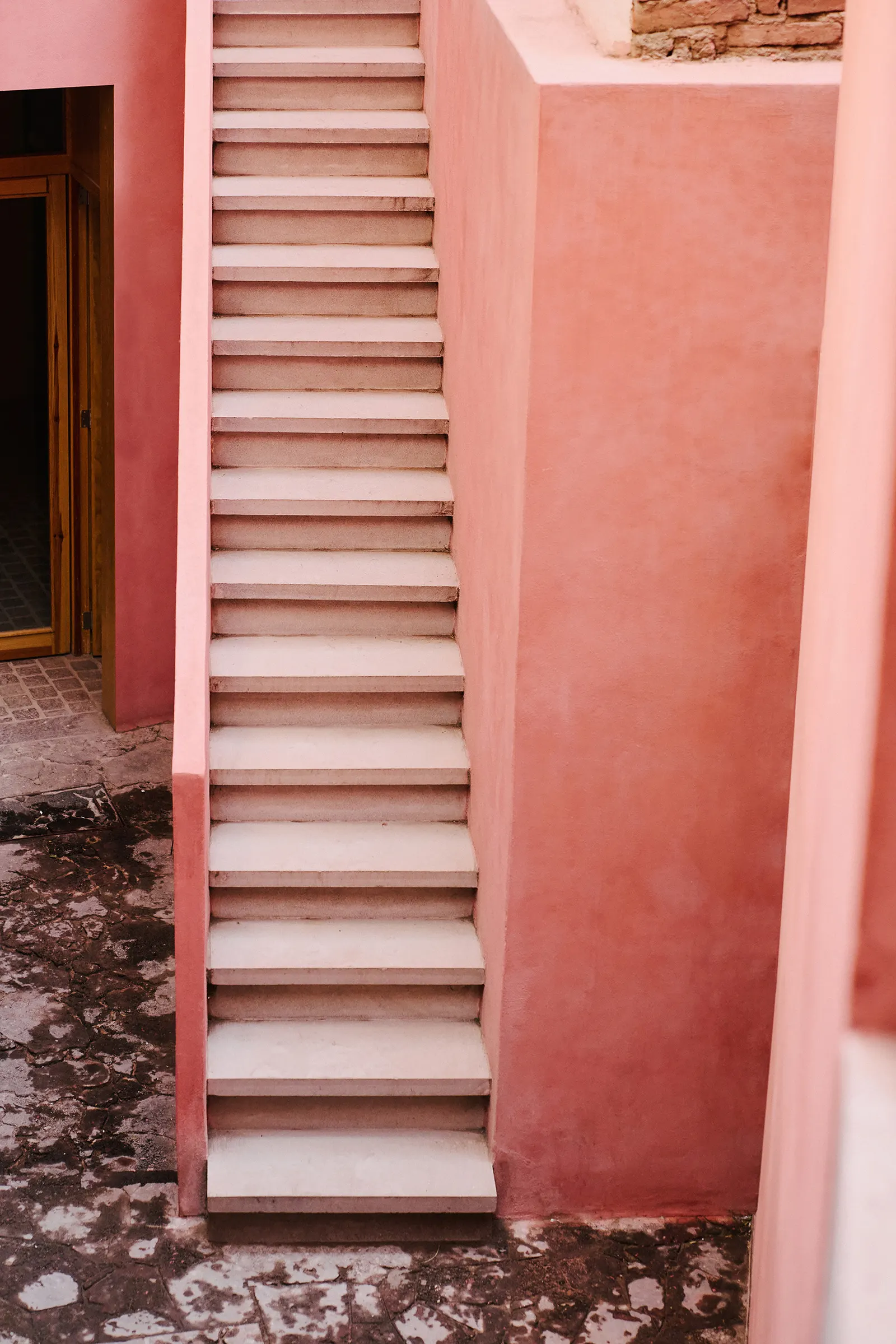 Hotel Casa de las Abuelas: бутик-отель в историческом центре Гуанахуато по проекту LANZA Atelier