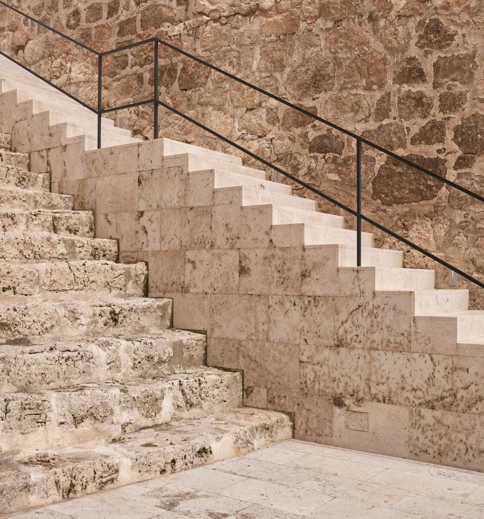 Реконструкция здания Орриосской Лонхи / Oscar Escuder Arquitectura