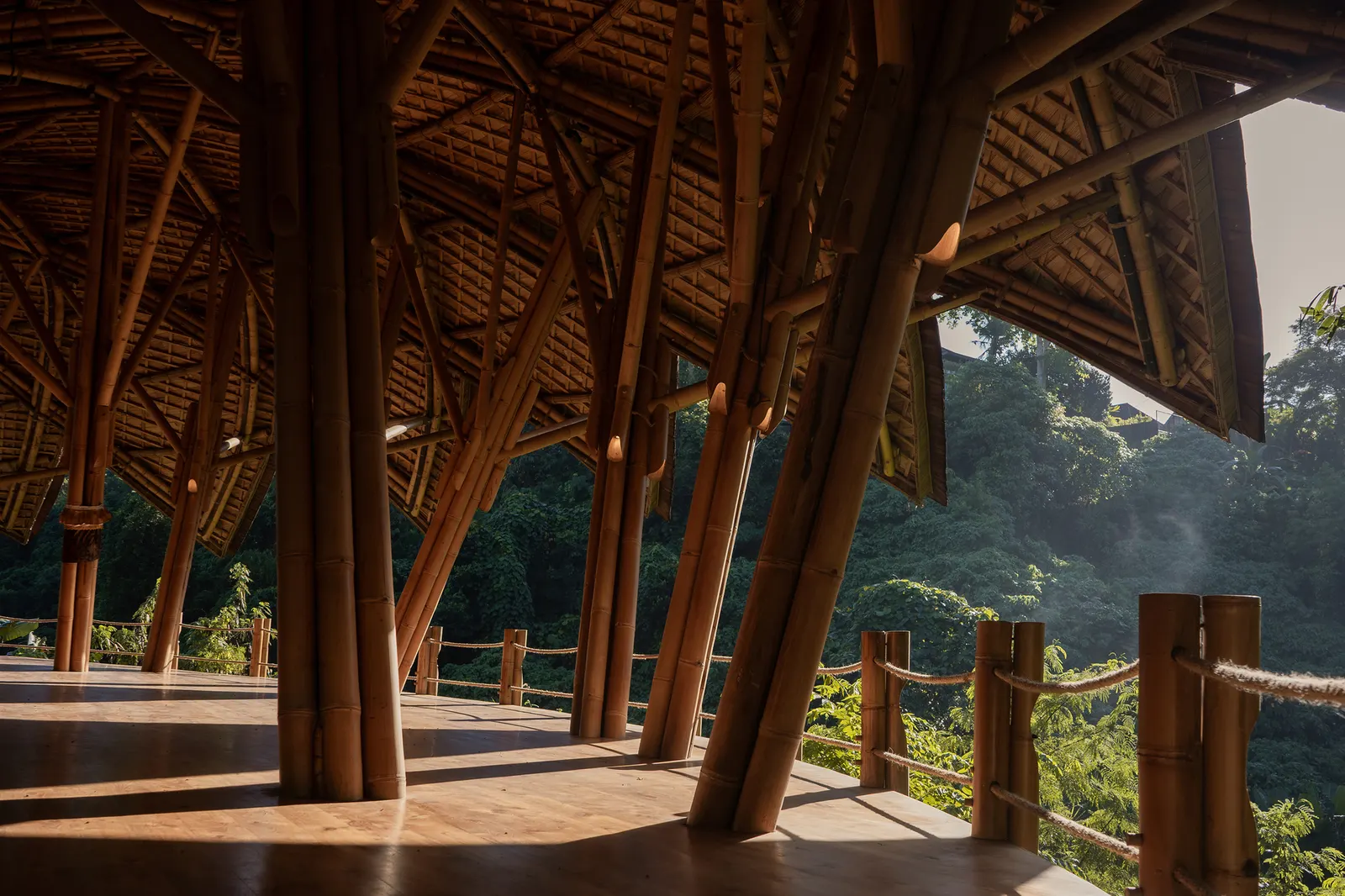 Lotus Shala Wellness Facility / Pablo Luna Studio