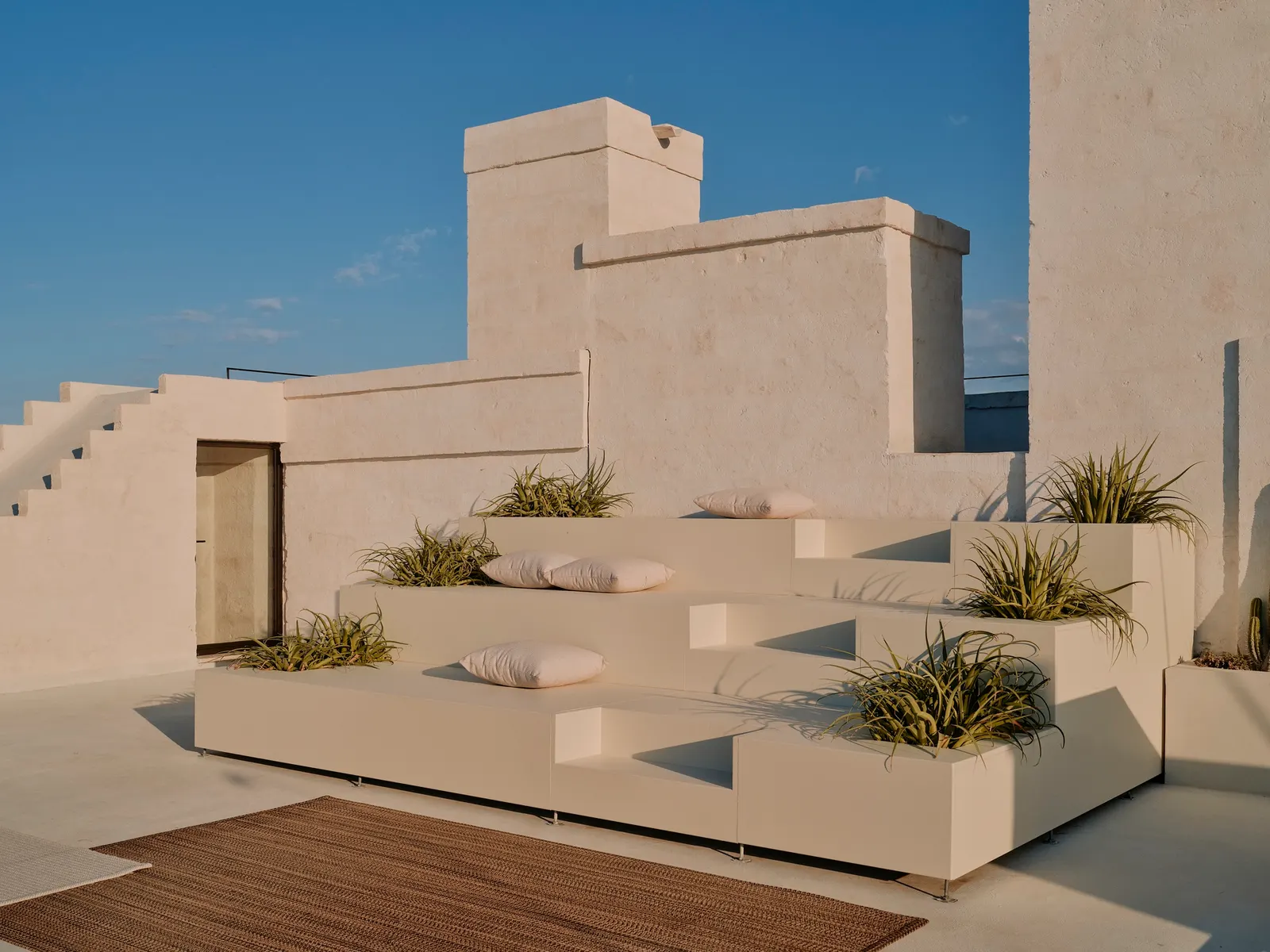 Masseria Ficazzella / Valari Studio — реставрация исторического массери в Фазано