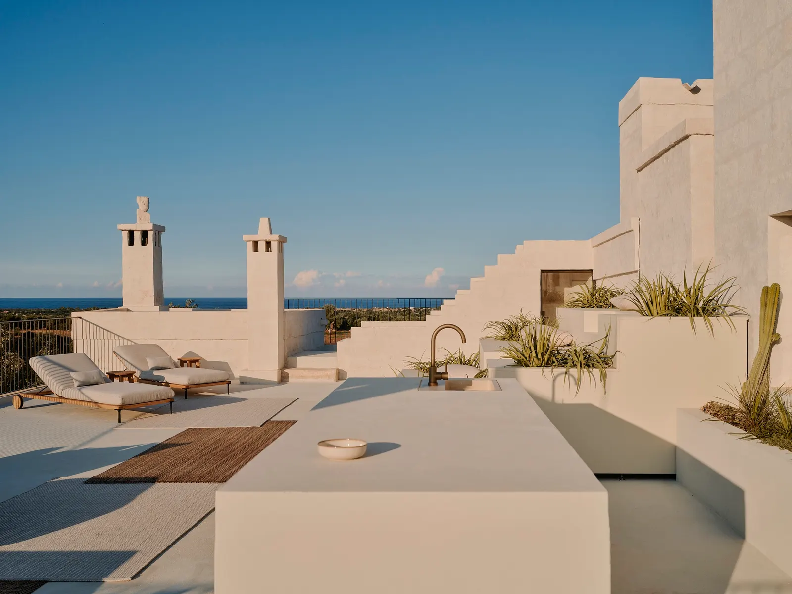 Masseria Ficazzella / Valari Studio — реставрация исторического массери в Фазано