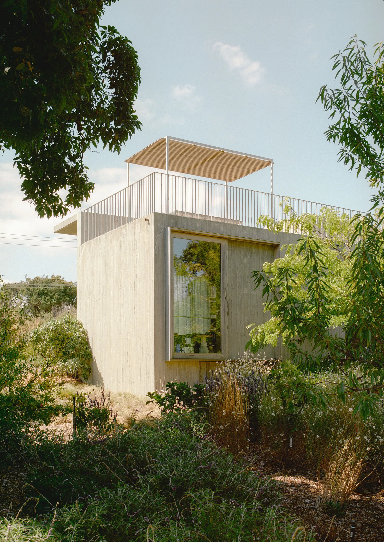 Mori House / Aires Mateus + MA+Co