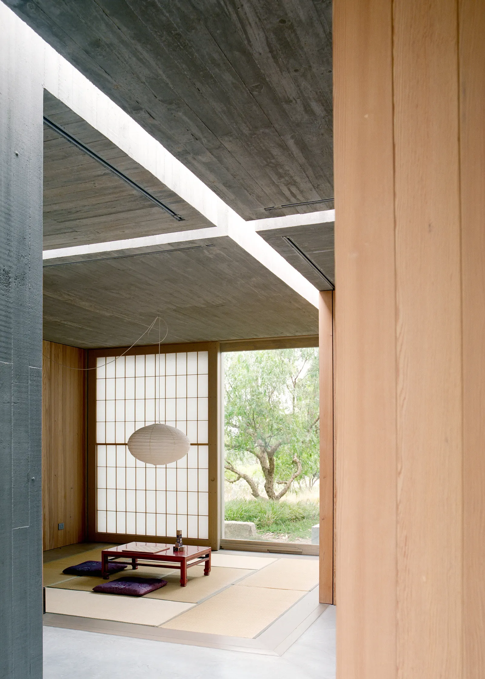 Mori House / Aires Mateus + MA+Co