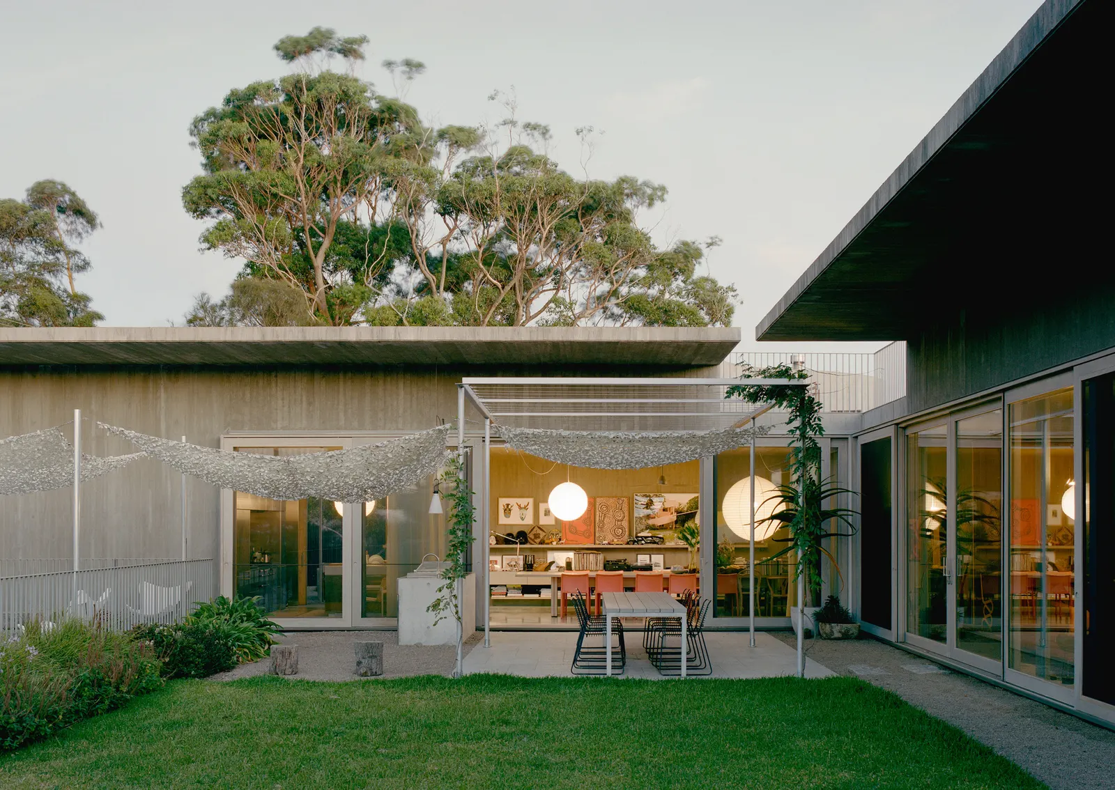 Mori House / Aires Mateus + MA+Co