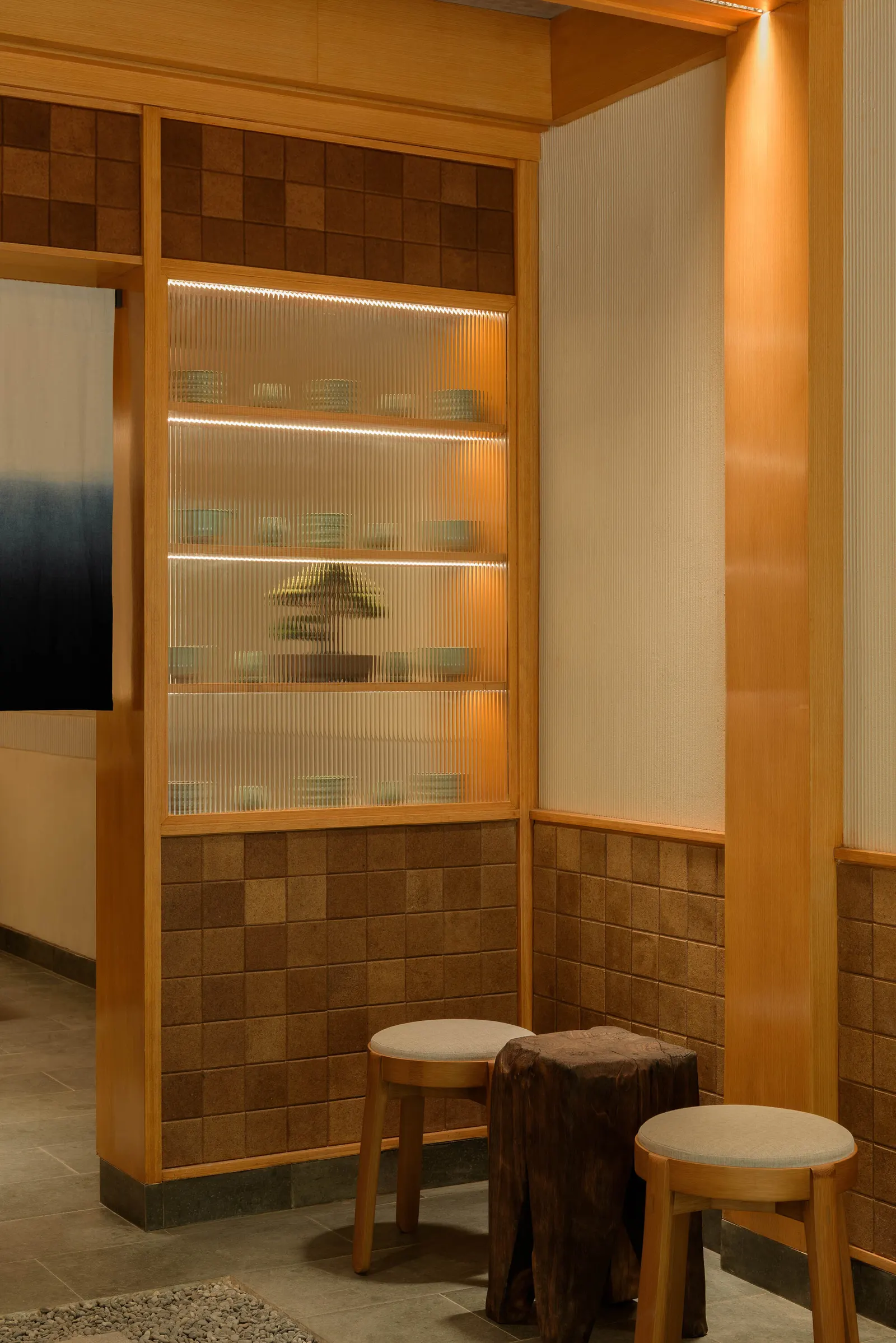 Jun Matcha Club Cafe / Matter of Something — кафе в бывшем гараже в Южной Джакарте