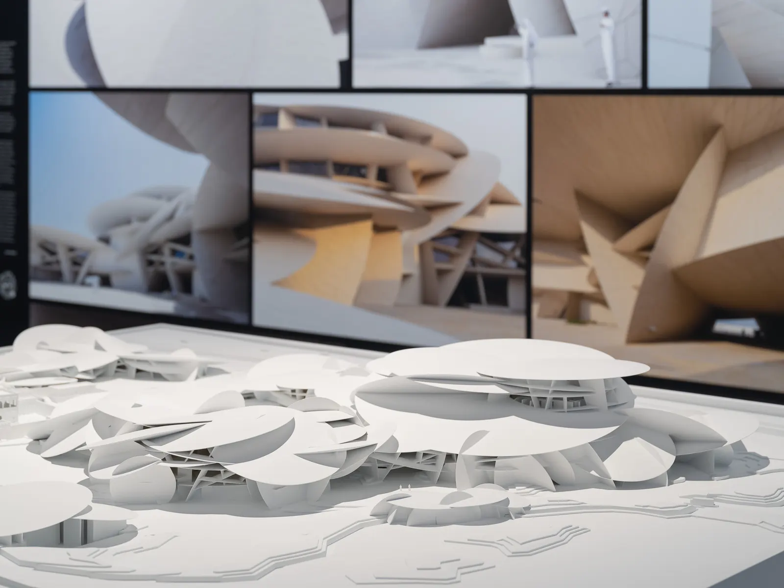 В шанхайском Museum of Art Pudong открылась выставка Жана Нувеля «Without the Artist, Architecture Disappears»