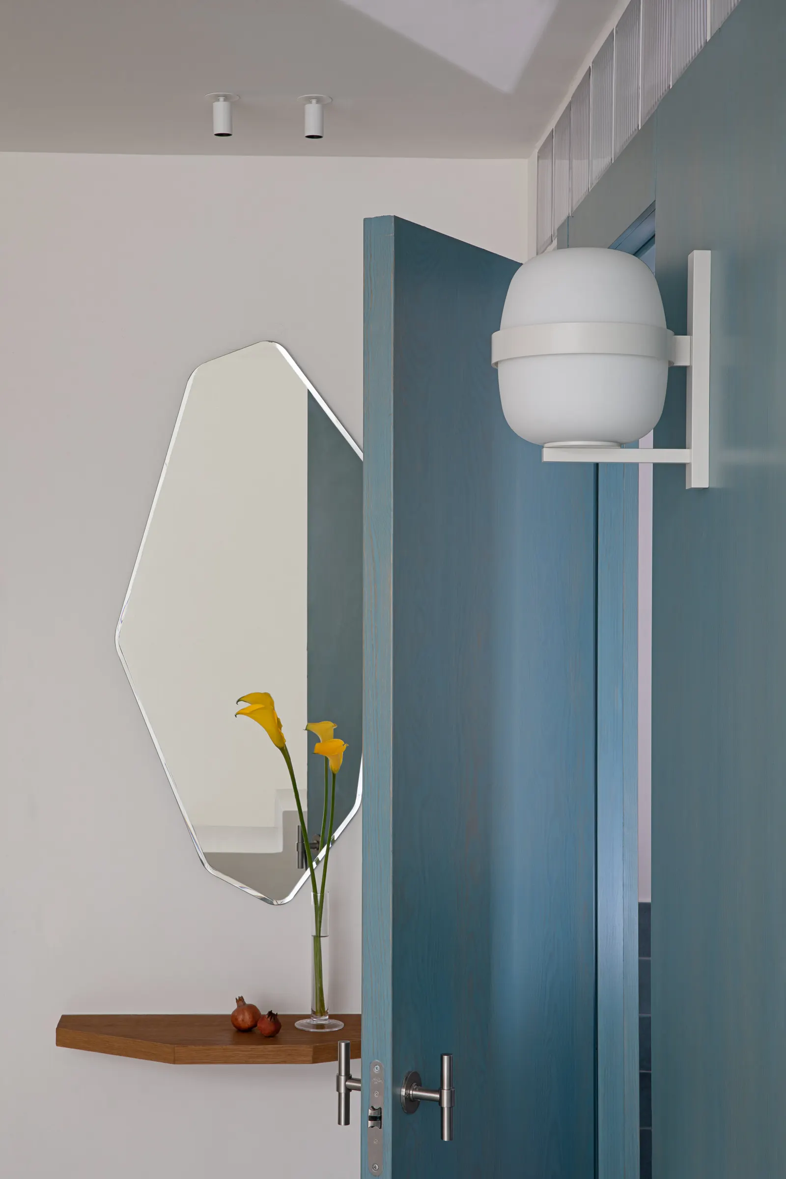 H001CH-Hass loft / estudio Hass — реконструкция лофта в Мадриде