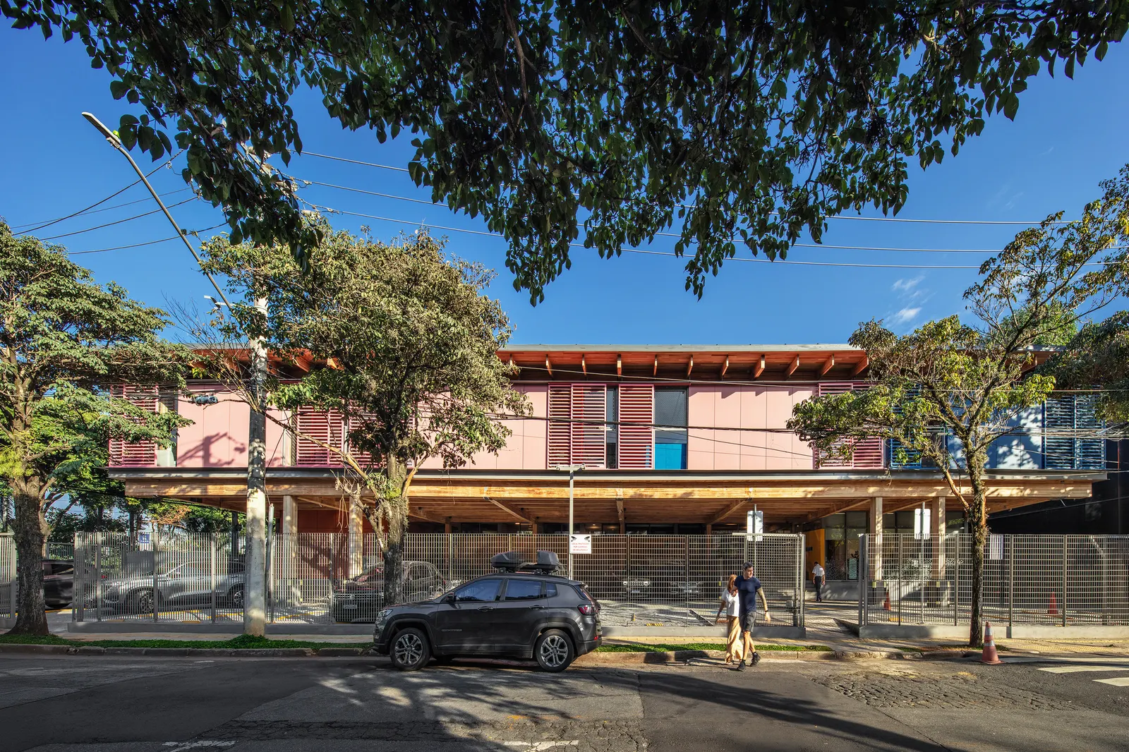 Детский сад Colégio Santa Cruz в Сан-Паулу: проект Andrade Morettin Arquitetos Associados