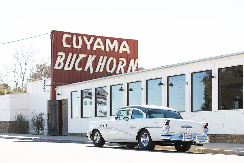 Neon signs and retro rooms: книга Элли Сеймур о мотелях mid-century по США