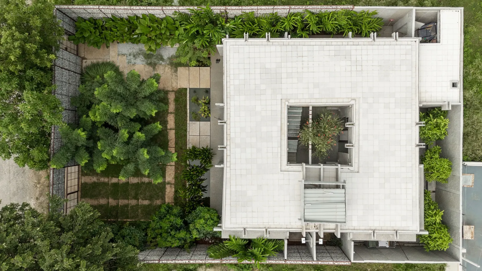 OH HO Residence / Play Architecture