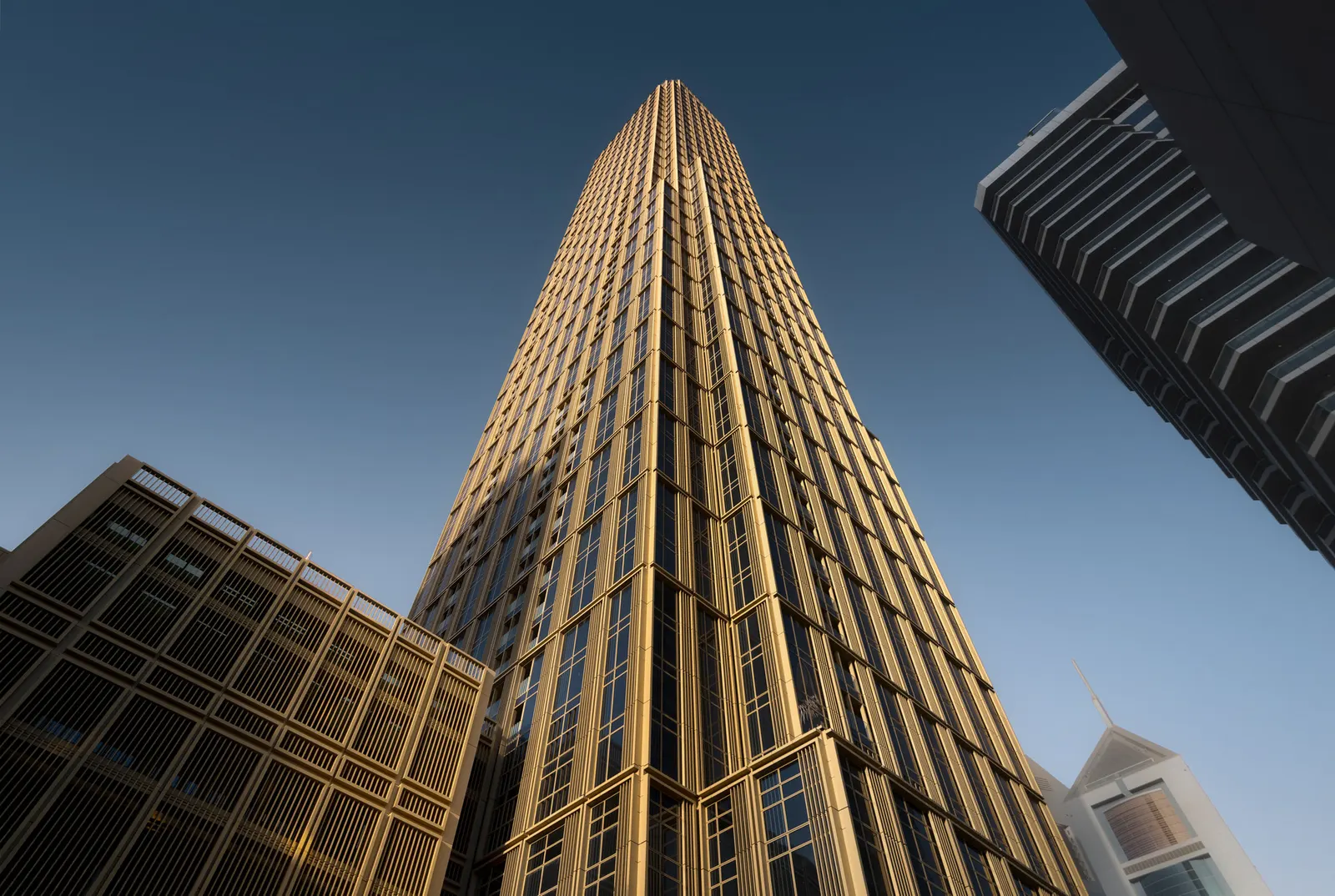 City Tower One в Дубае: небоскрёб Pelli Clarke & Partners в объективе Ахмада Альнаджи