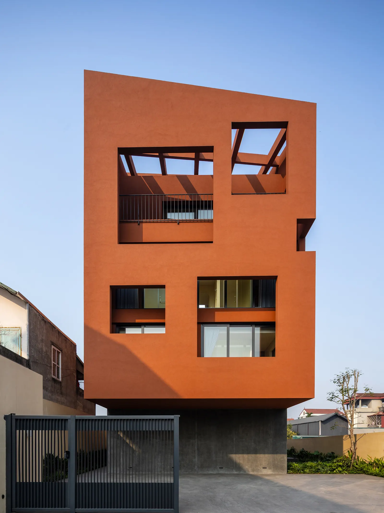 100 Windows House / Inrestudio