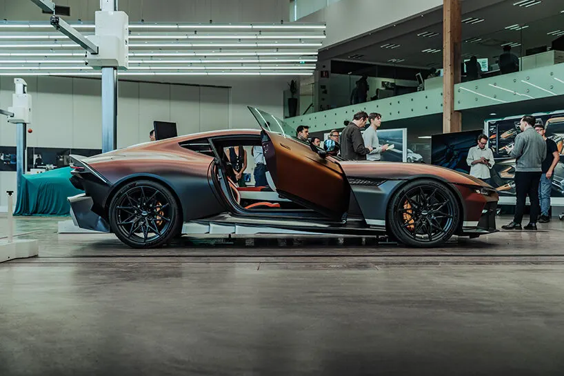 Aston Martin показывает экспериментальный Valen перед Monterey Car Week 2026