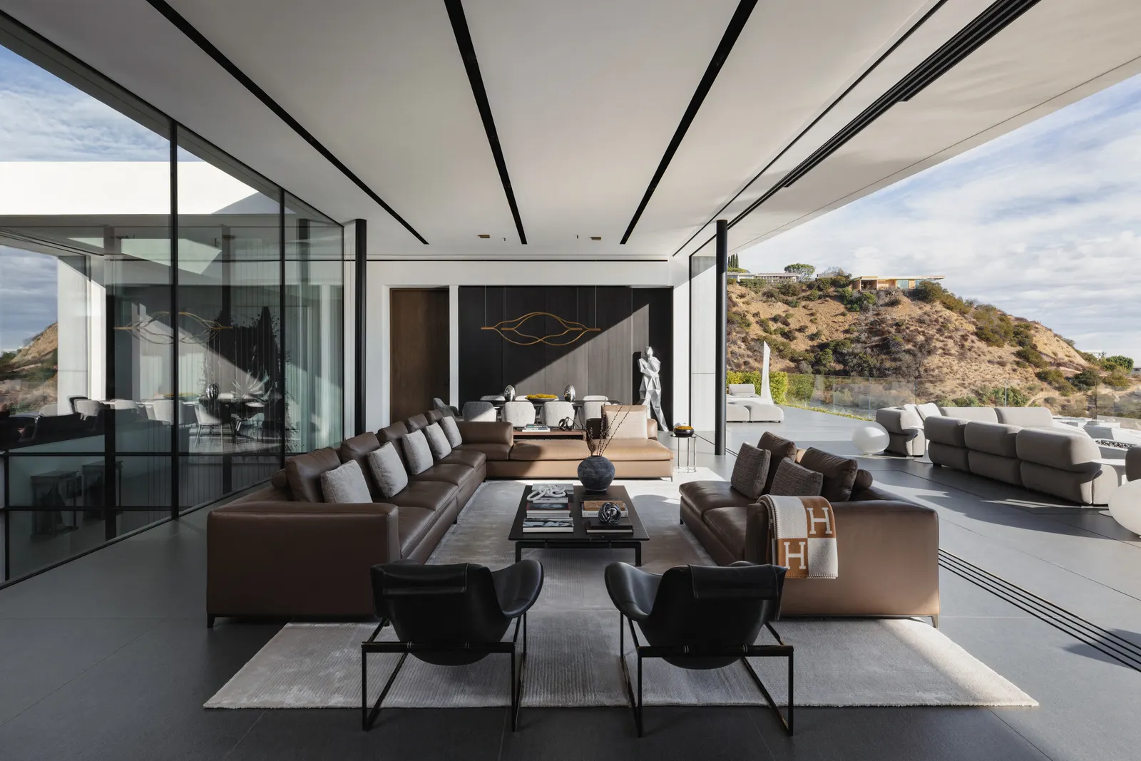 Helix Residence / SAOTA