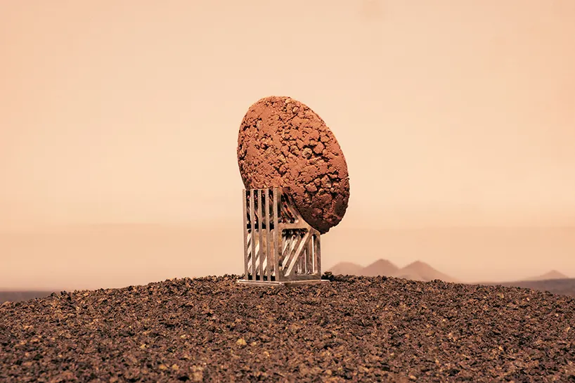 Martian Relics: коллекция домашней утвари из переработанной стали и трамбованной земли для жизни на Марсе