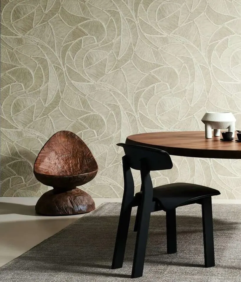 Luxury Wallpaper как архитектурный материал: Selected Wallpapers & Interiors переосмысляет роль стеновых покрытий