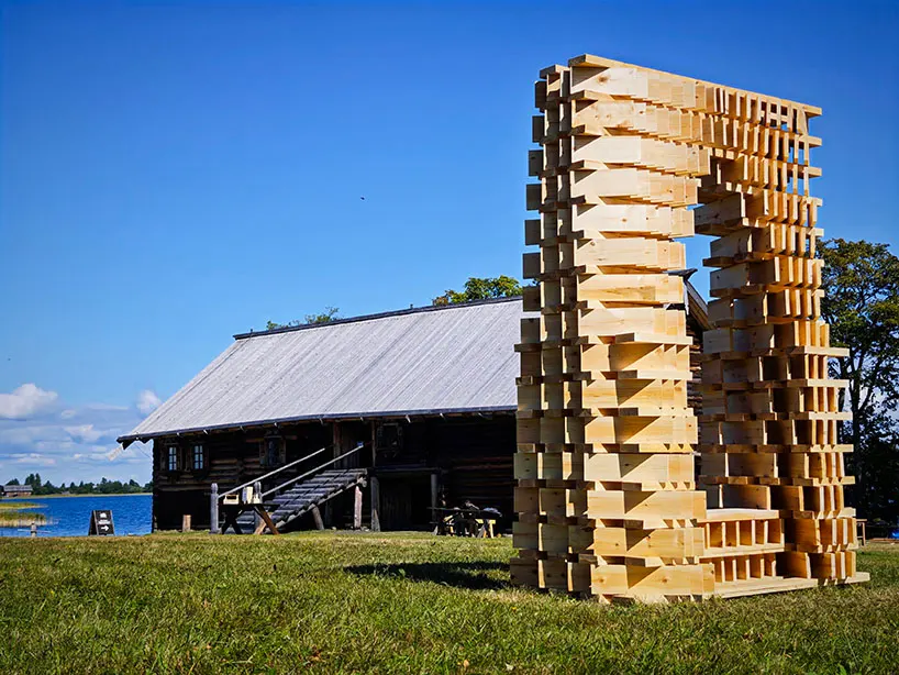 The Lens: деревянная инсталляция Design Wood Home на острове Кижи