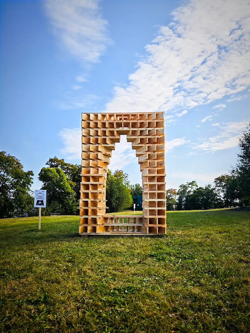 The Lens: деревянная инсталляция Design Wood Home на острове Кижи