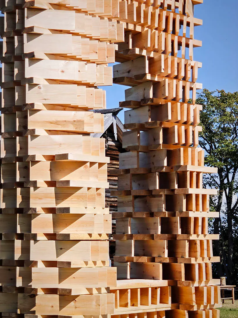 The Lens: деревянная инсталляция Design Wood Home на острове Кижи