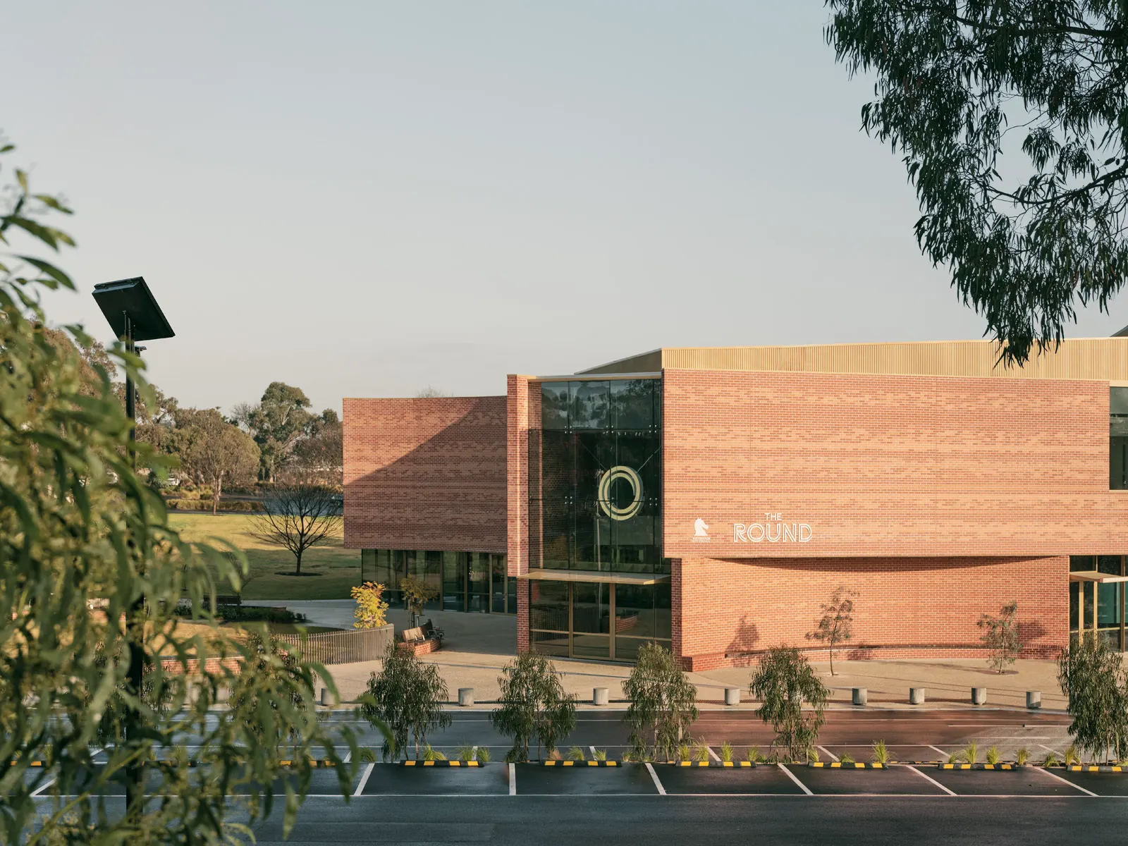 The Round Whitehorse Centre / Kerstin Thompson Architects + BKK Architects