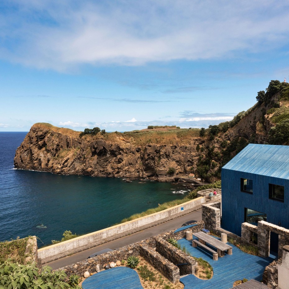 Дом Blue House вид восьмой