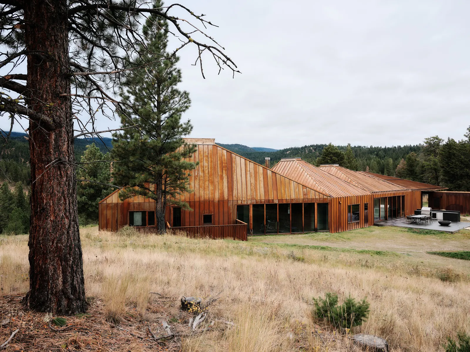 Four Roof House / TW Ryan Architecture