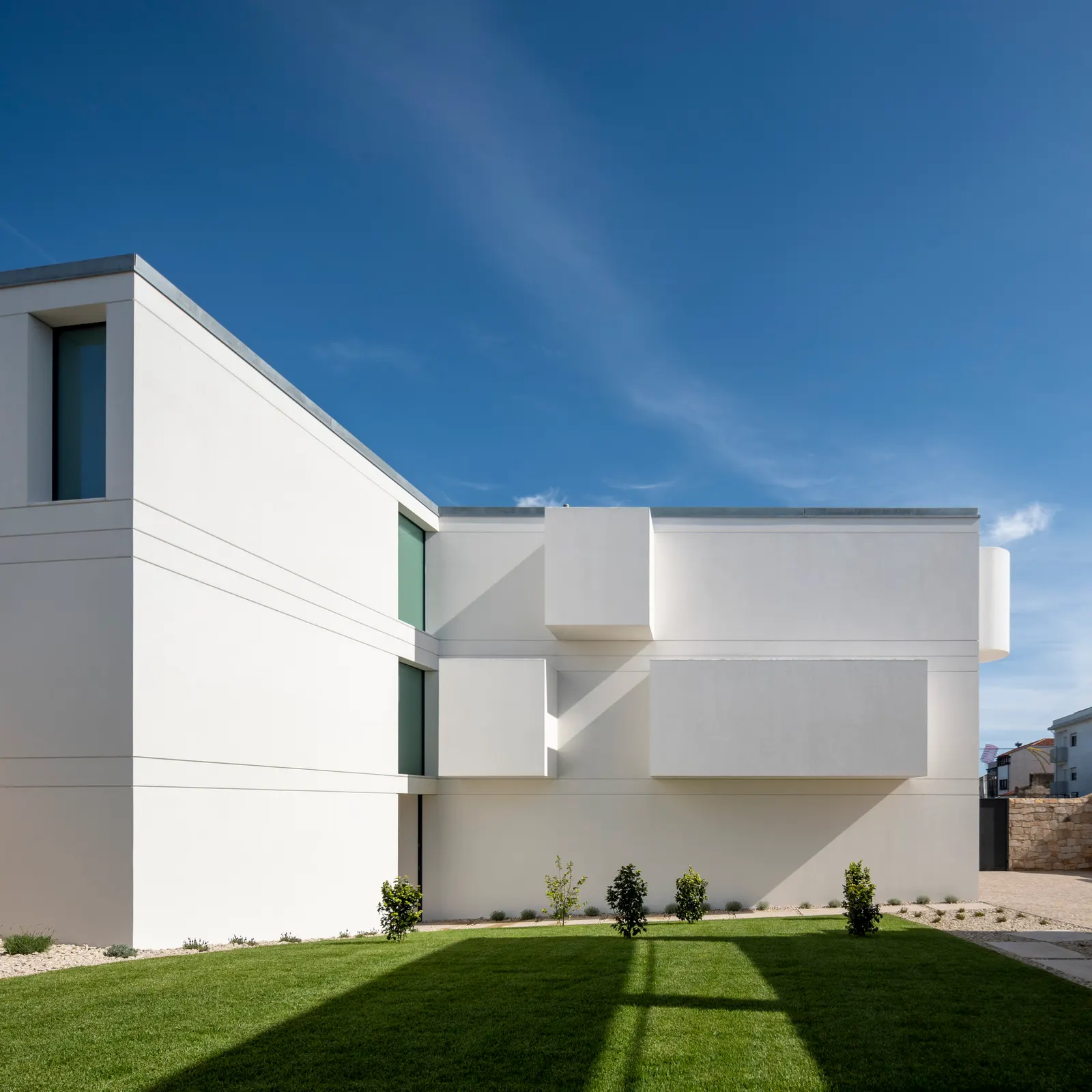 Коллективное жилье в Вила-ду-Конде / Raulino Silva Arquitecto