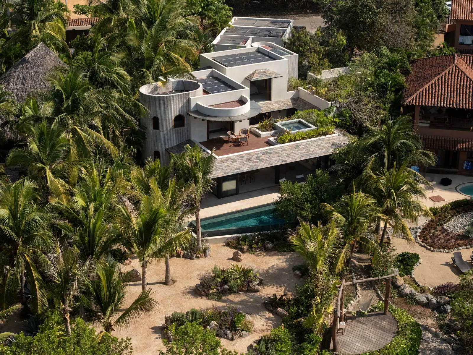 Casa Pura Vida / Zozaya Arquitectos