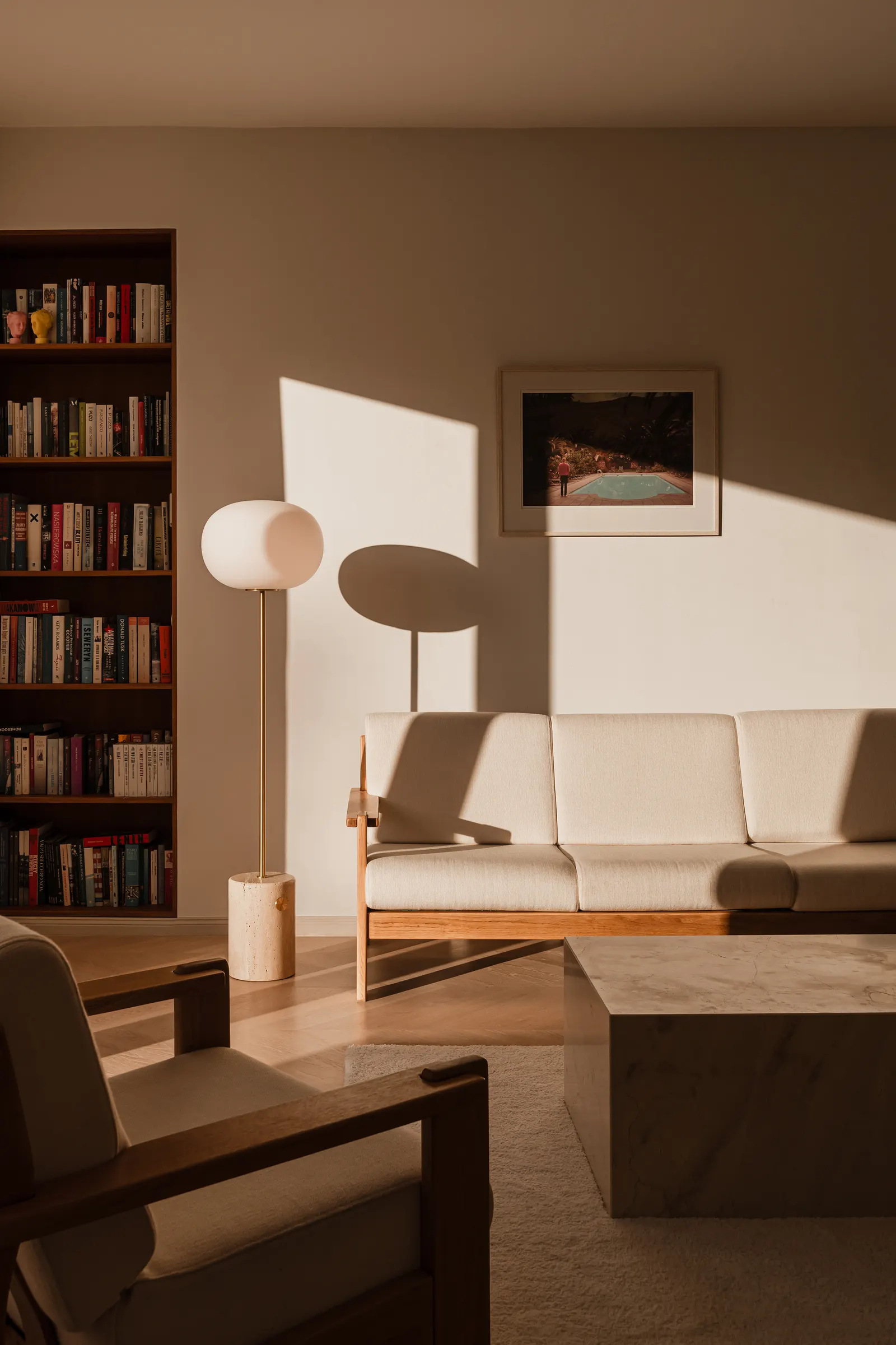 Modernist Harmony in a Historic Villa / LBWA