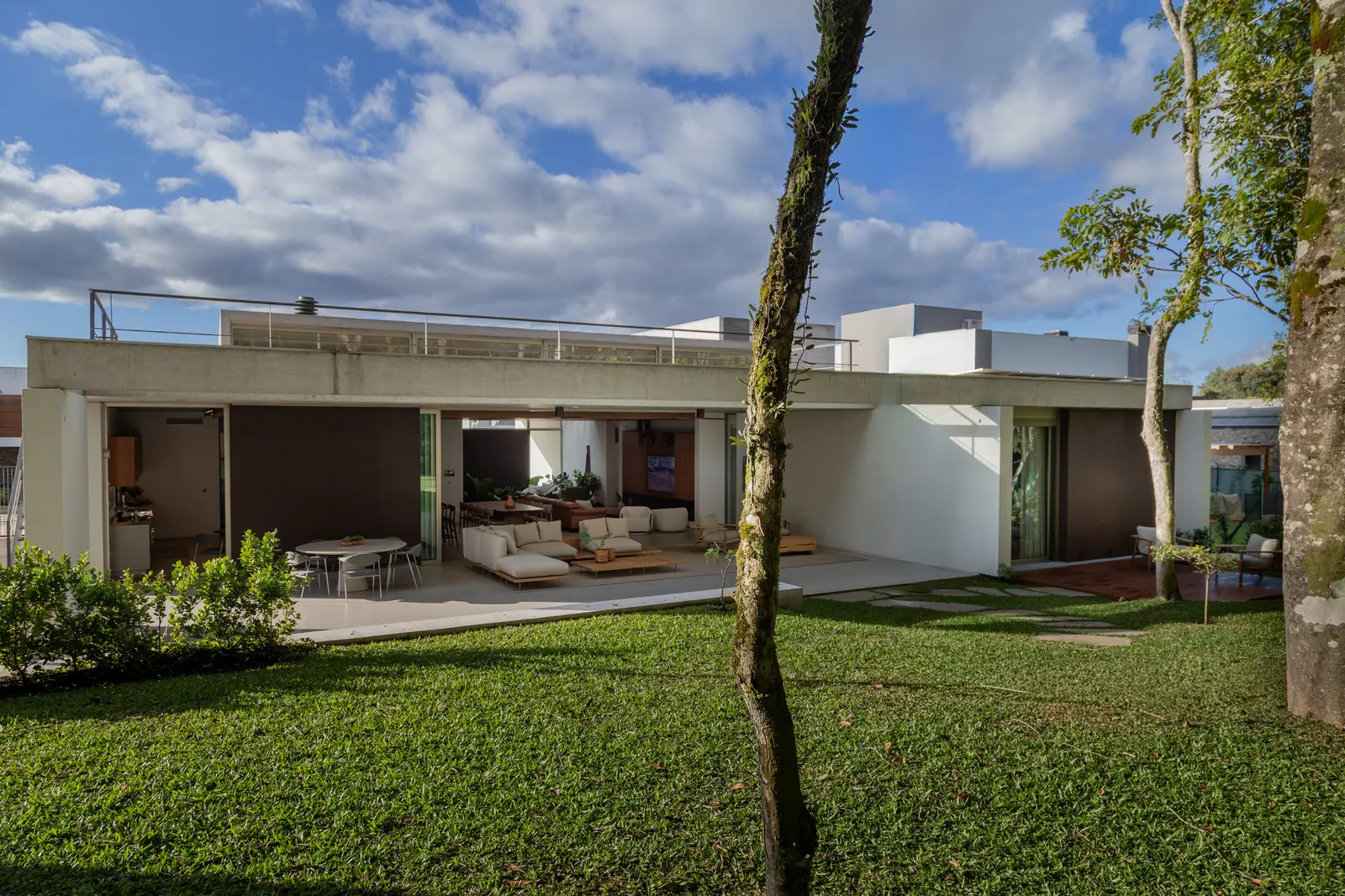 Casa Sassi / Galeria 733