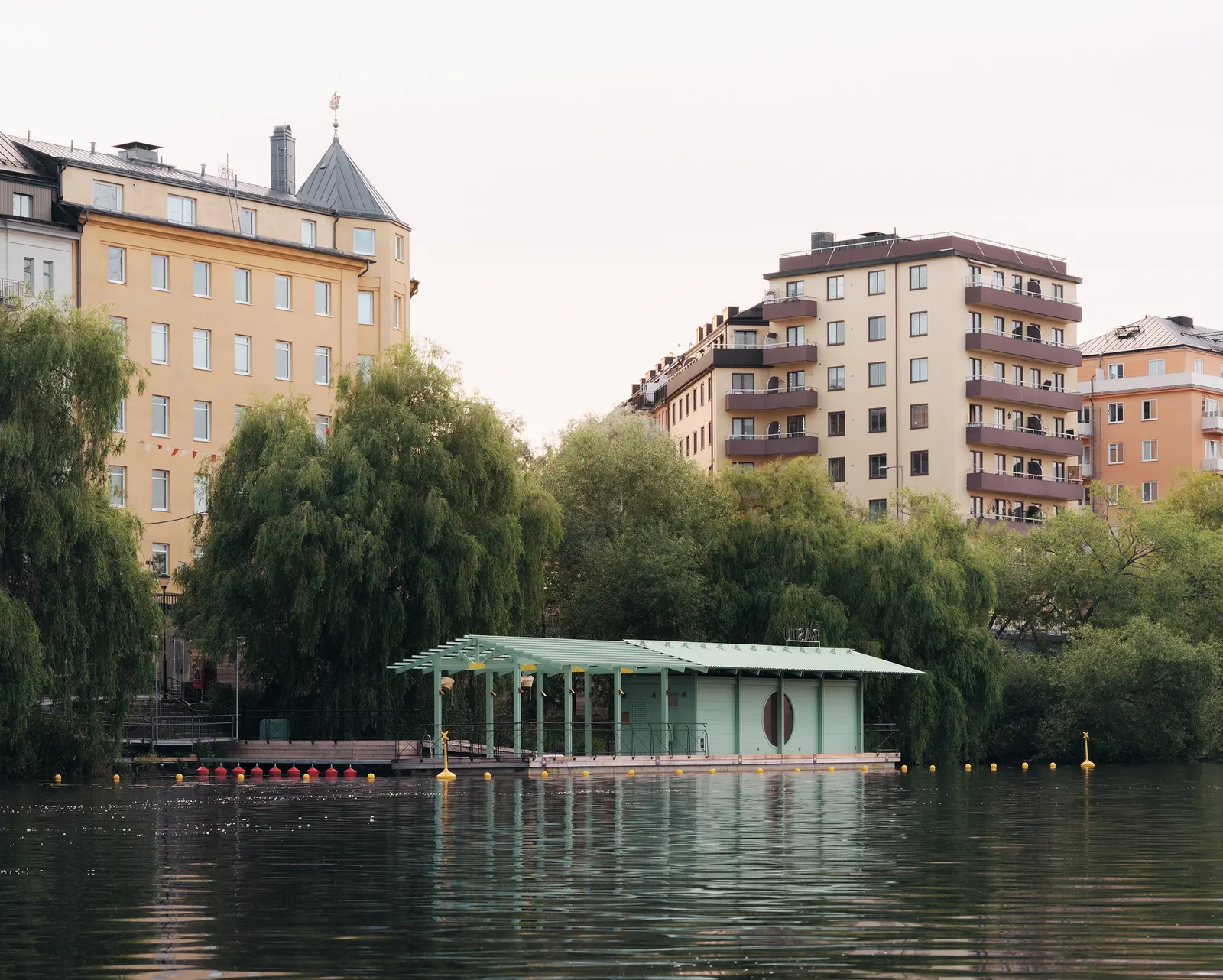 Floating Sauna / DinellJohansson