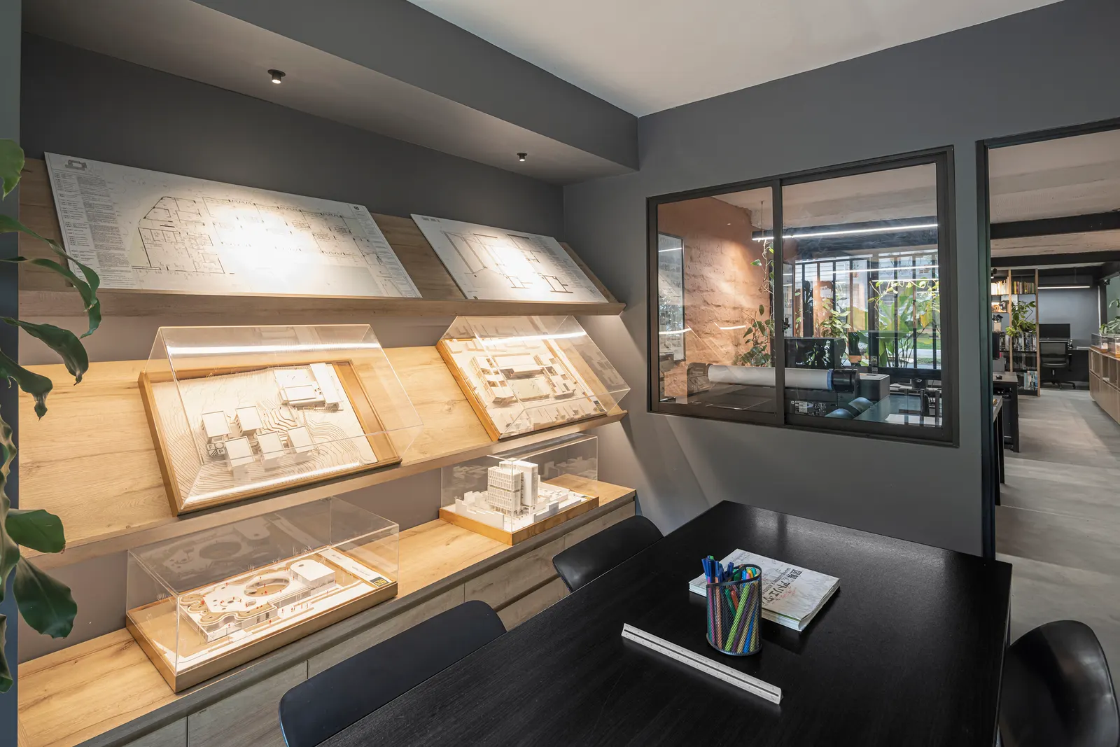 Office 101 Casa Andina / Caliza Arquitectura
