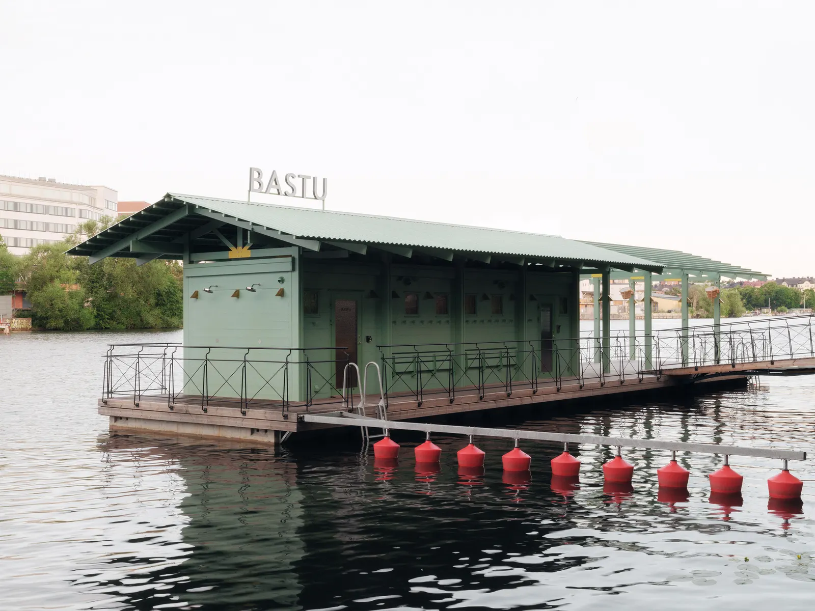 Floating Sauna / DinellJohansson
