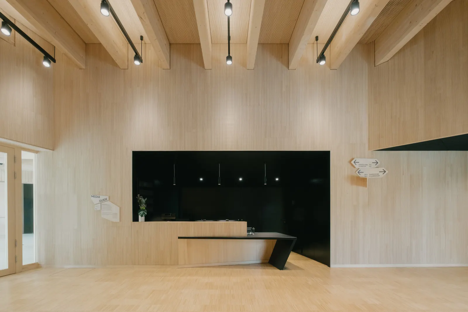 Climate Experience World Visitor Center / DBCO
